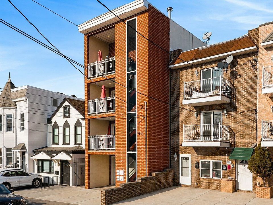 1st image of 416 2nd St APT 2