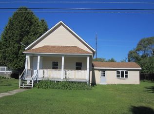 3509 12th St, Menominee, MI 49858