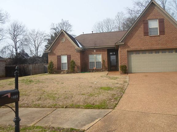 3rd image of 5959 Mattew Dr