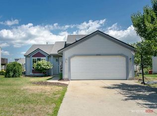 3322 Clear View Dr, Holland, MI 49424