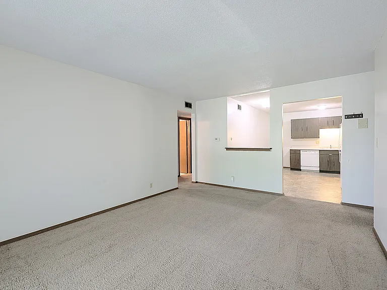 1728 S 14th St #13 — Photo 1