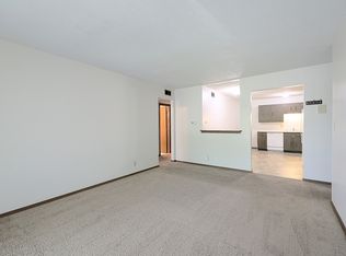 1728 S 14th St #3, Lincoln, NE 68502