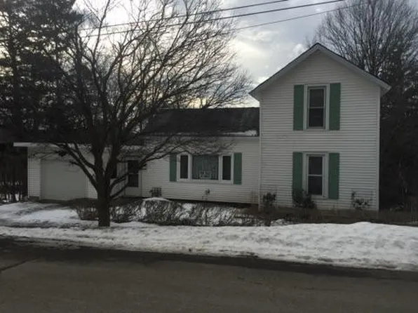 44 Leavenworth St, Cattaraugus, NY 14719