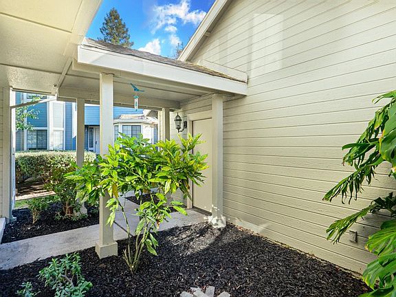 3rd image of 474 Medanos Ct
