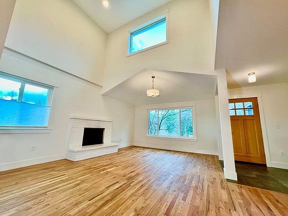 Vaulted Ceiling and fireplace in Living room