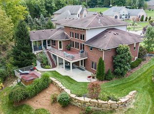 6157 Rose Petal Dr, Cincinnati, OH 45247