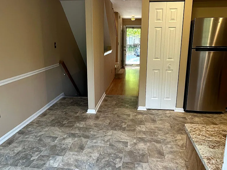 9820 Sherwood Farm Rd — Photo 9