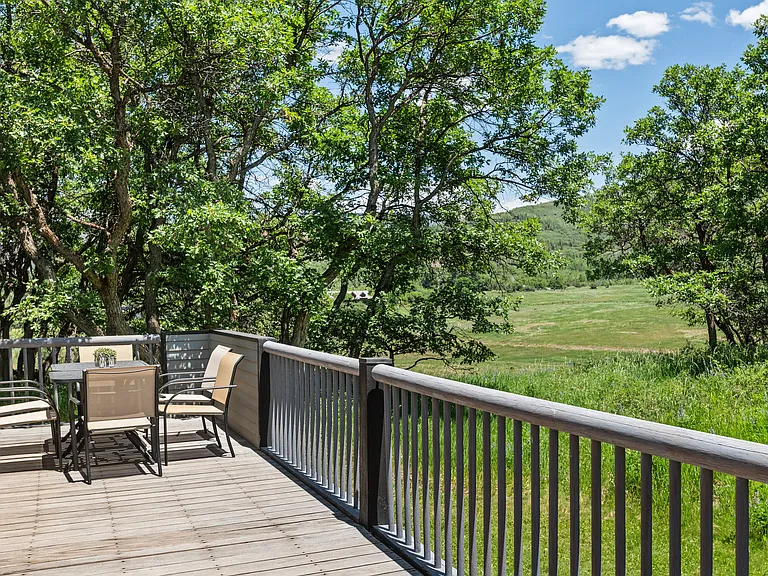 623 Johnson Dr — Photo 10