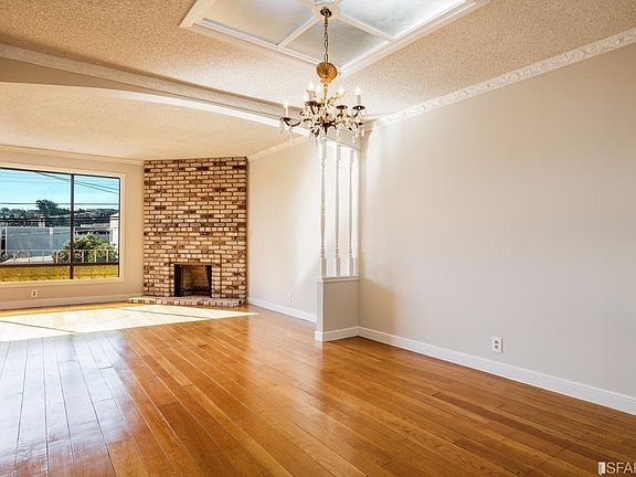 5th image of 314 Felton St