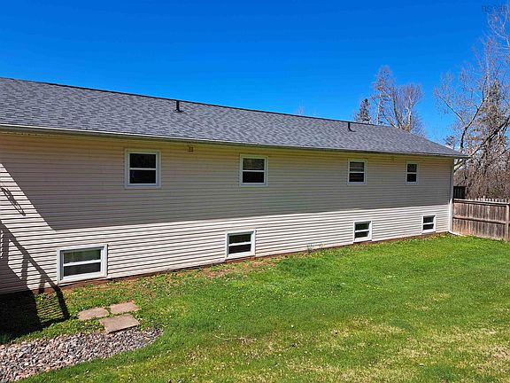 3rd image of 29 Schirra Close #A
