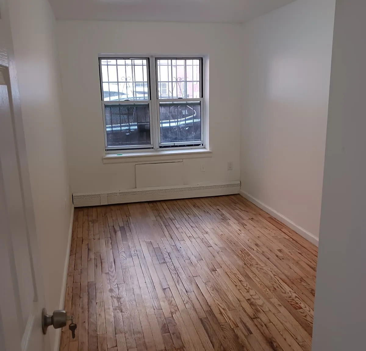 1349 Franklin Ave — Photo 3