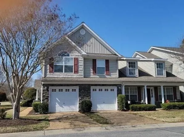 1402 Waters Edge Ln, Suffolk, VA 23435