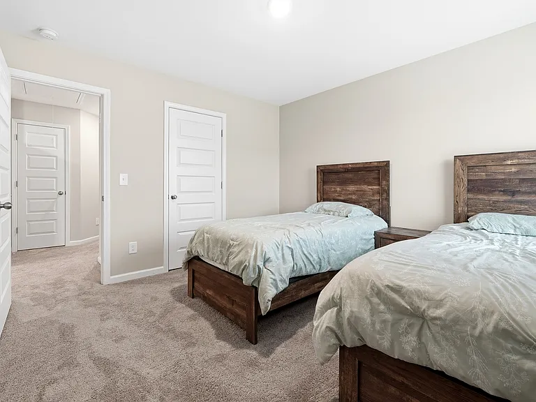 3341 Melody Ln NE — Photo 18