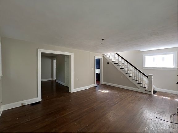 5th image of 48 W Norman Ave