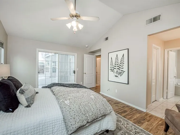 2559 Dennis Ave — Photo 20