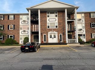 7450 Boulder Bluff Dr APT 57, Jenison, MI 49428