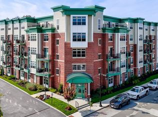 69 Foundry St #416, Wakefield, MA 01880