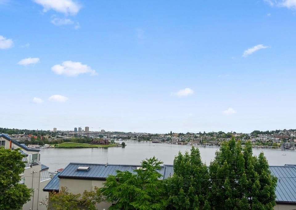 Lake Union Views