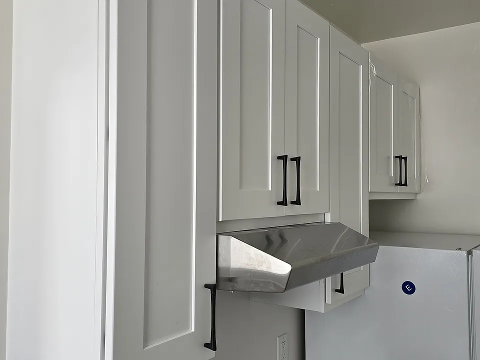 1667 Haight St #302