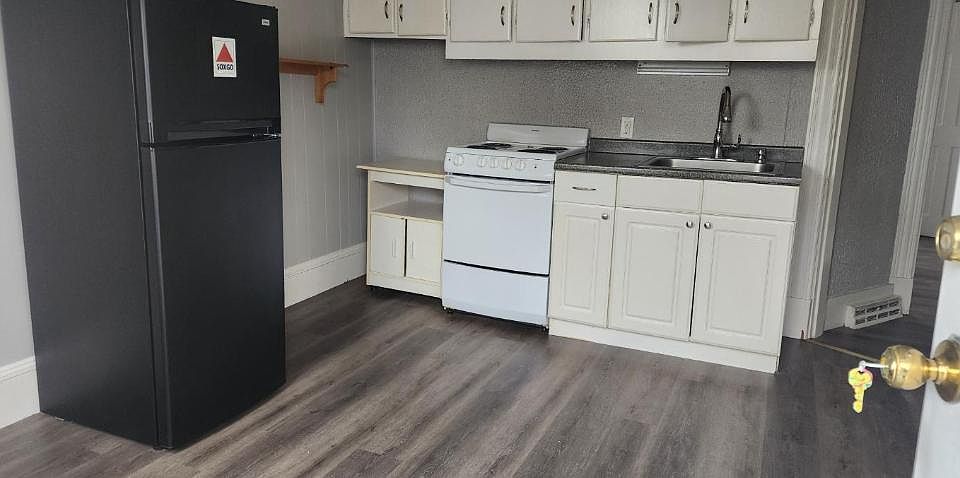1st image of 20 Brook St #20A