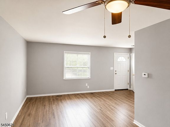 4th image of 159 Riva Dr #7