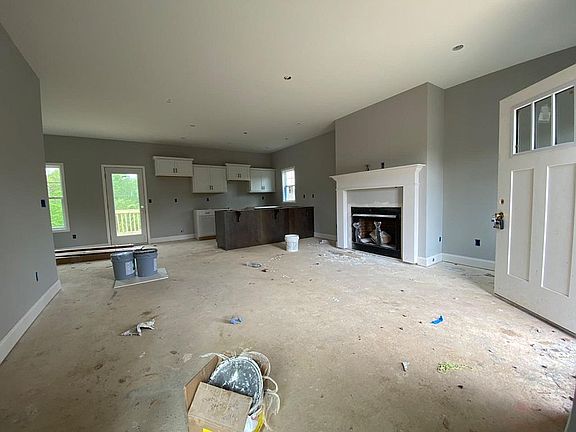 4th image of 205 James Thomas Way