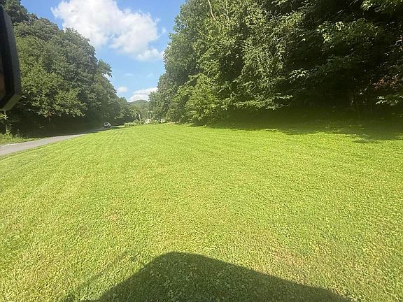 2nd image of 379 Minton Hollow Rd