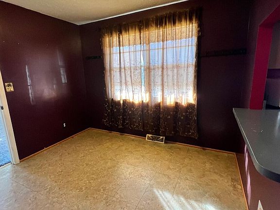 5th image of 425 23rd St