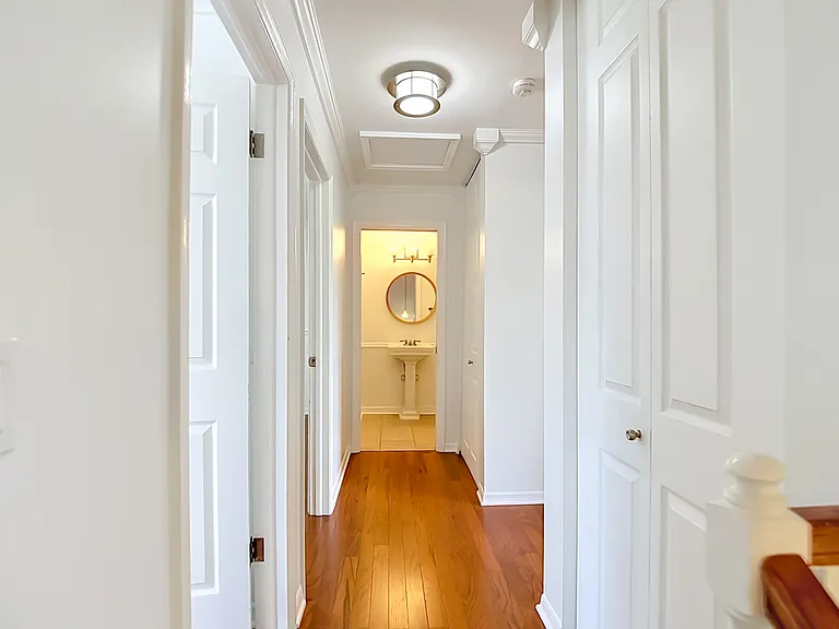 8733 Bay Pointe Dr — Photo 29