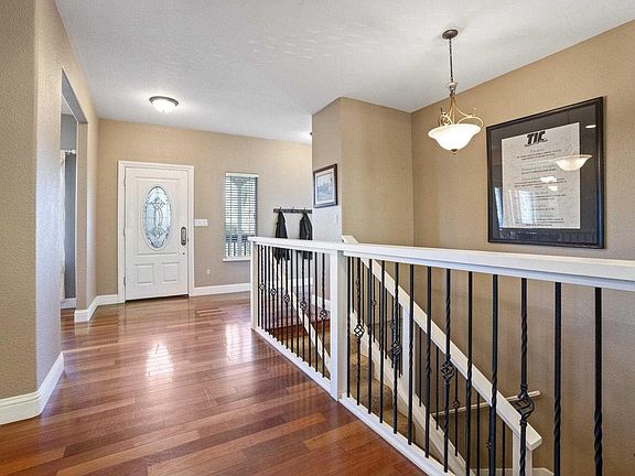 4th image of 20421 Starr King Dr