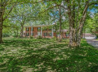 1201 N Canterbury Rd, Fayetteville, AR 72701