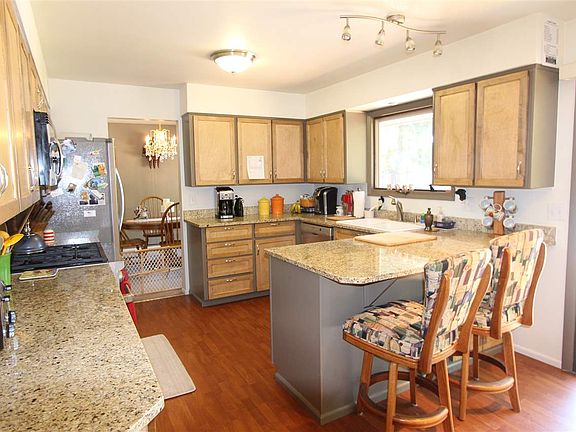 3rd image of 2415 E 40th Ave