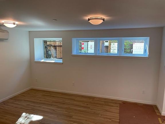 5th image of 206 Hawthorne Ave #206A