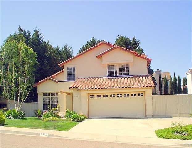 LARGE CORNER LOT!!!