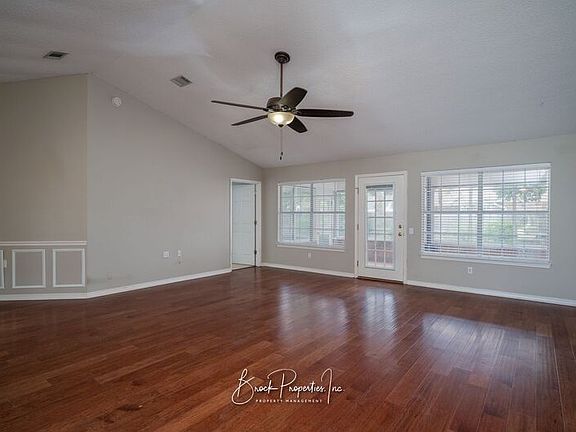 5th image of 5504 Shadow Grove Blvd