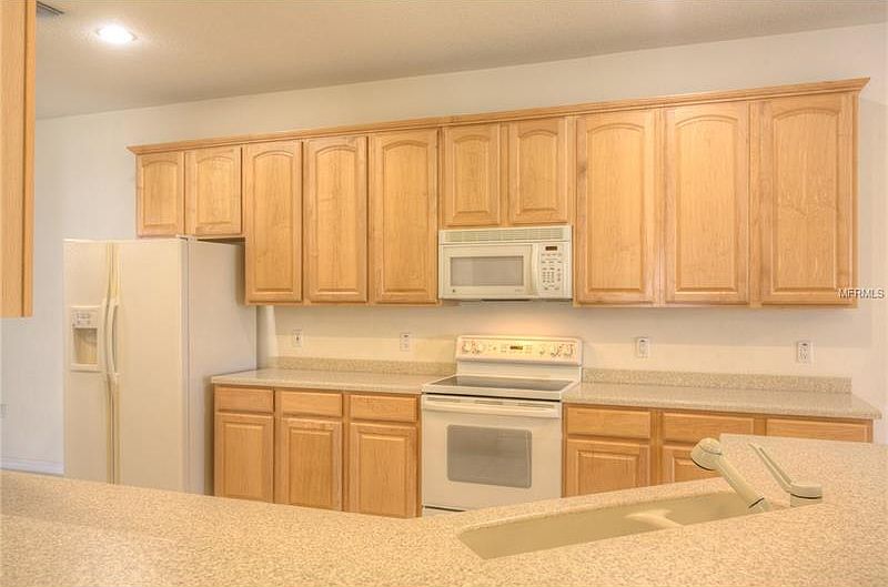 2nd image of 10264 Devonshire Lake Dr