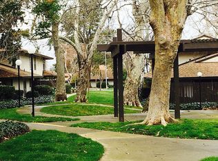 5455 Roundtree Pl APT D, Concord, CA 94521