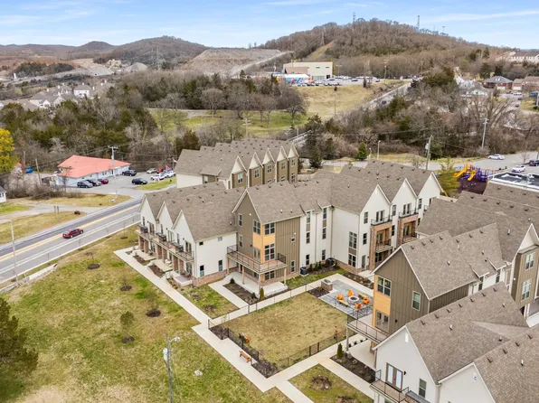 7341 Charlotte Pike #114, Nashville, TN 37209