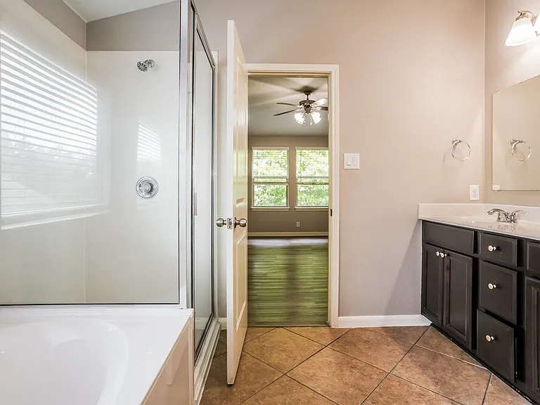 1303 Sunny Meadows Loop — Photo 11