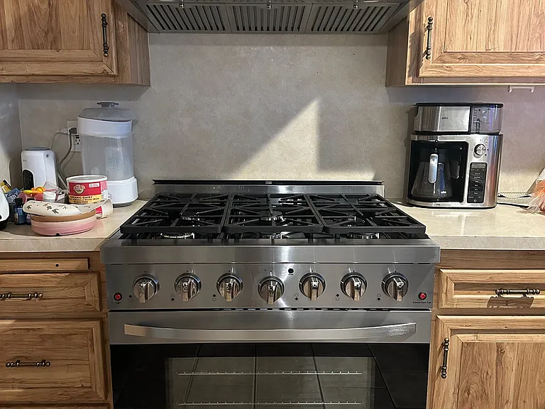 826 Vallejo Ave — Photo 4