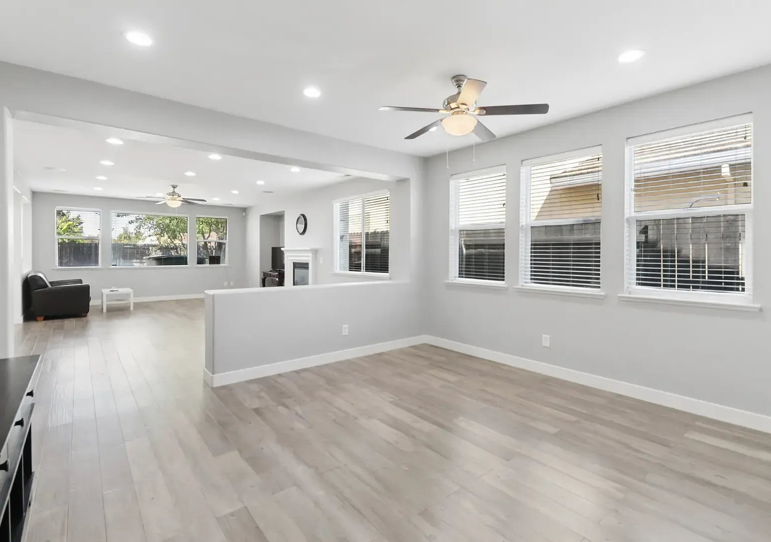 4 bed, 2190 sqft, $3,200 — Photo 4