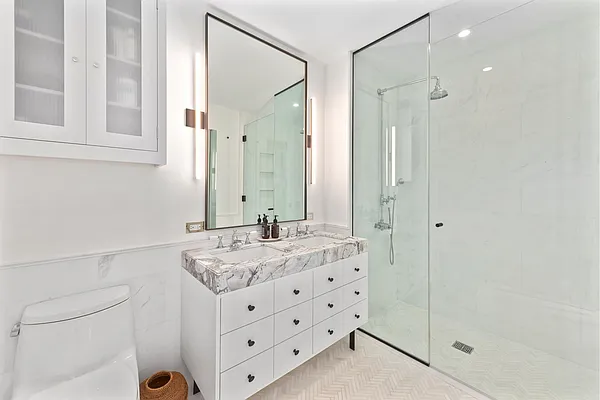 Rented by Douglas Elliman | media 42