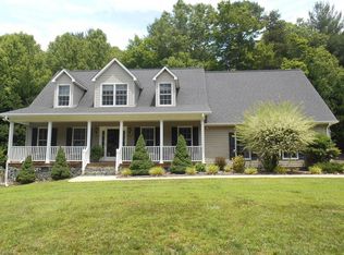 482 Sparger Rd, Mount Airy, NC 27030
