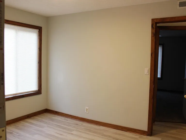 8613 Farmsfield Ct — Photo 11