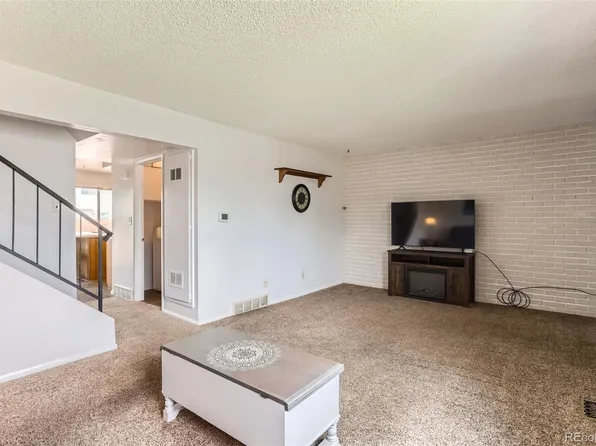 8613 Santa Fe Drive, Thornton, CO 80260