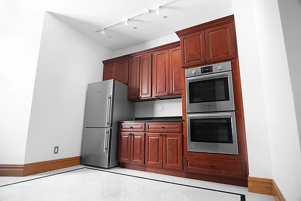 Rented by WAM Partners - William Moses Co. | media 36