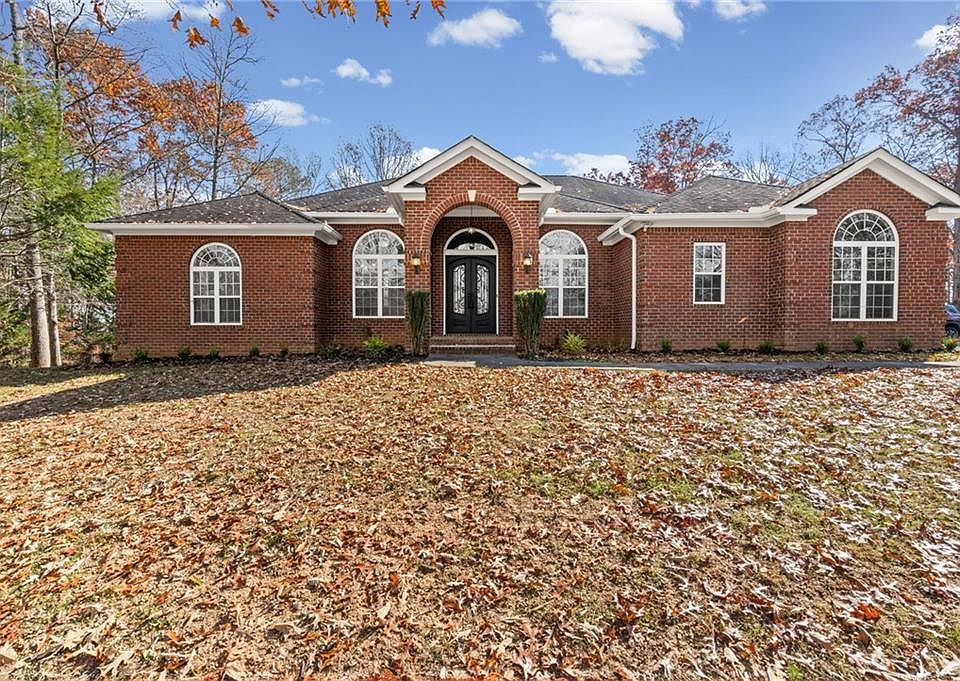 1st image of 180 Cothran Rd