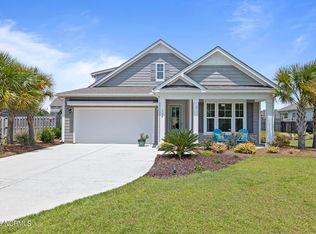 132 Dogwood Ln, Hampstead, NC 28443