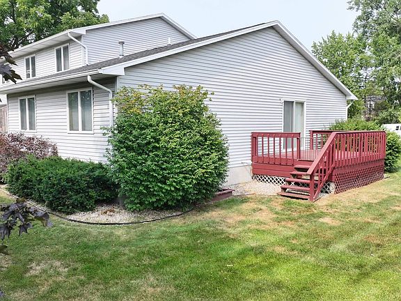 5th image of 906 S Crapo St