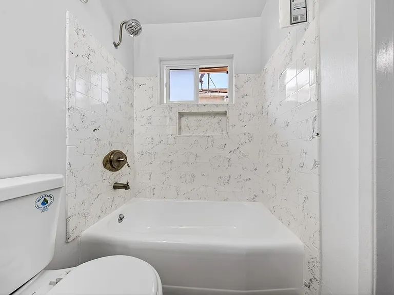 15114 Dickens St. — Photo 23